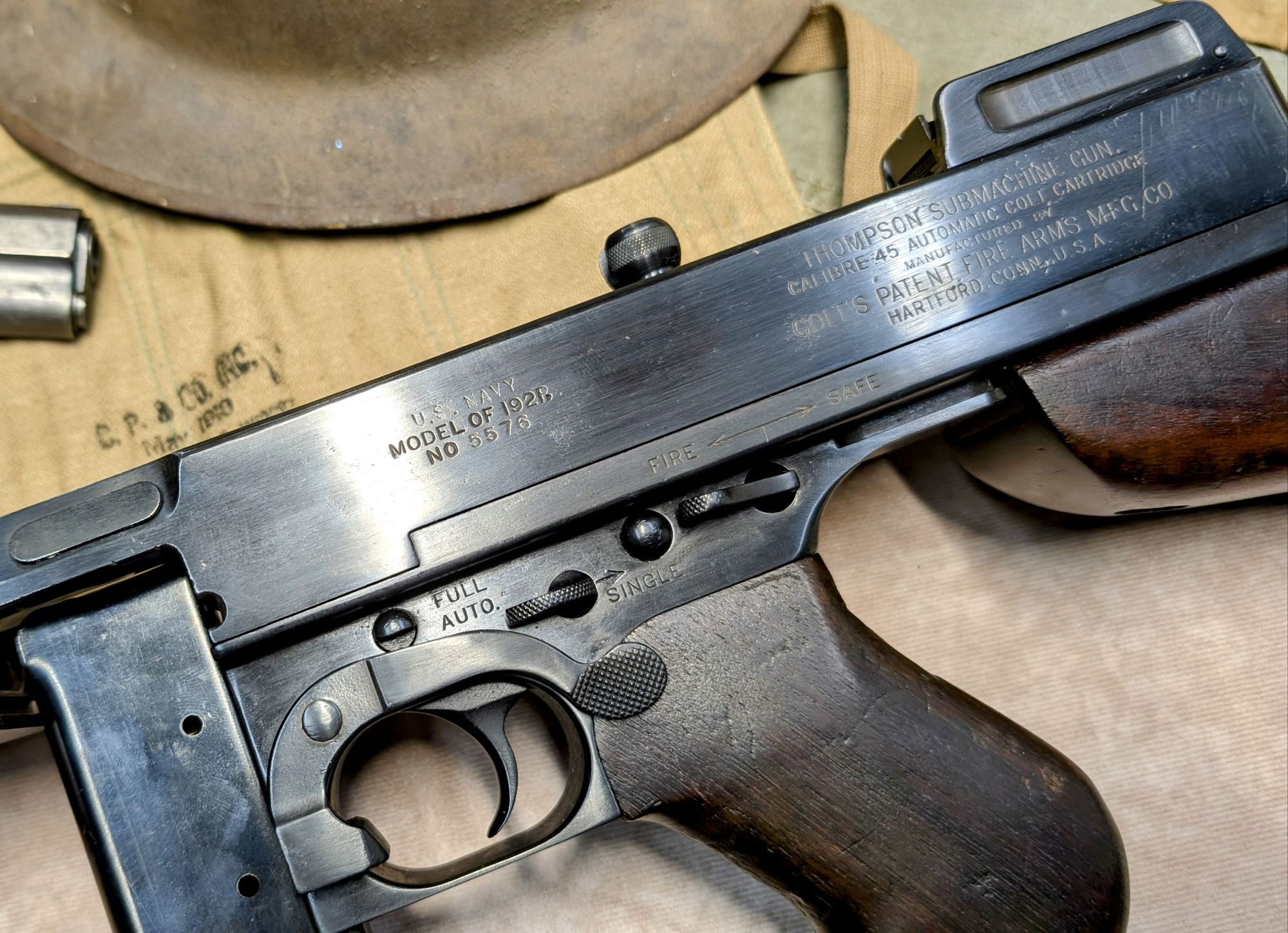 pxl_20251205_192118265~23552229594786786160.